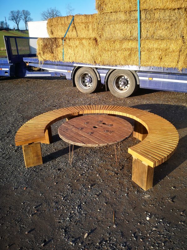 Circular Bench Hire- Wooden